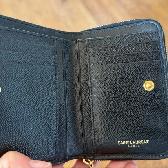 Yves Saint Laurent Cassandre Matelasse Black Quilted Calfskin Wallet - Picture 5 of 10